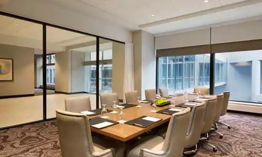Hotel Embassy By Hilton Downtown Minneapolis