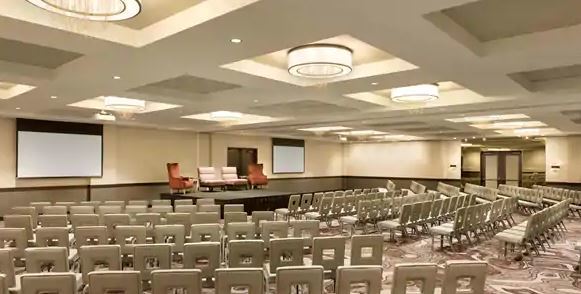 Hotel Embassy By Hilton Downtown 4*