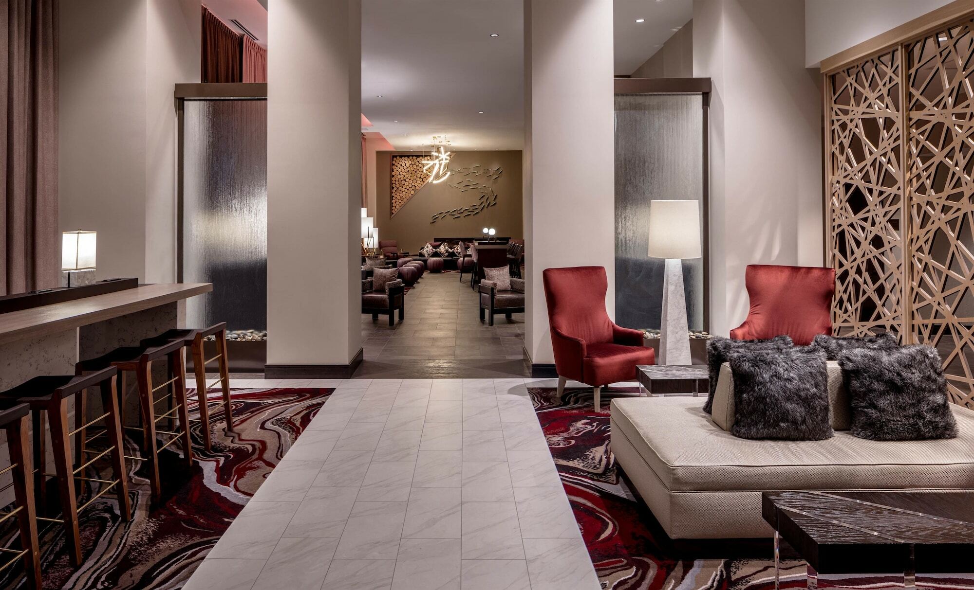 Embassy By Hilton Downtown Minneapolis