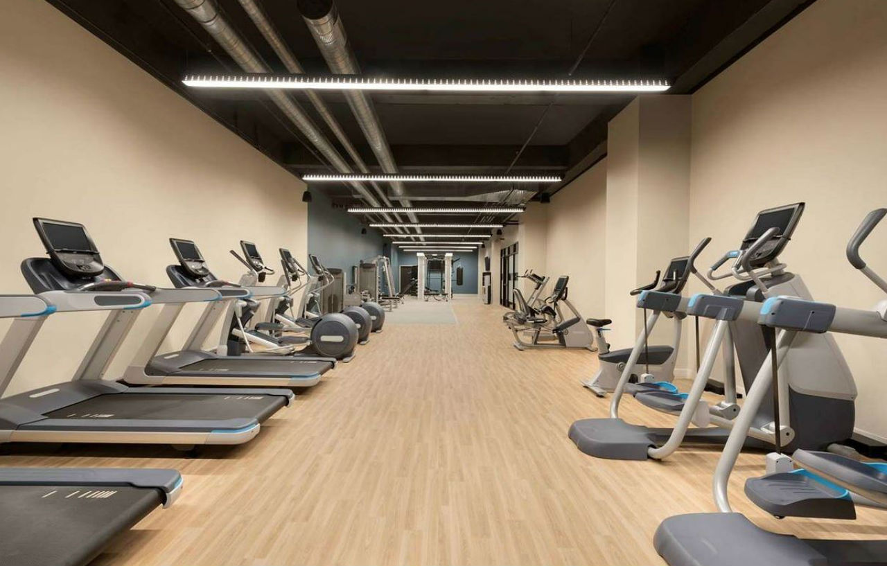 Embassy By Hilton Downtown 4*